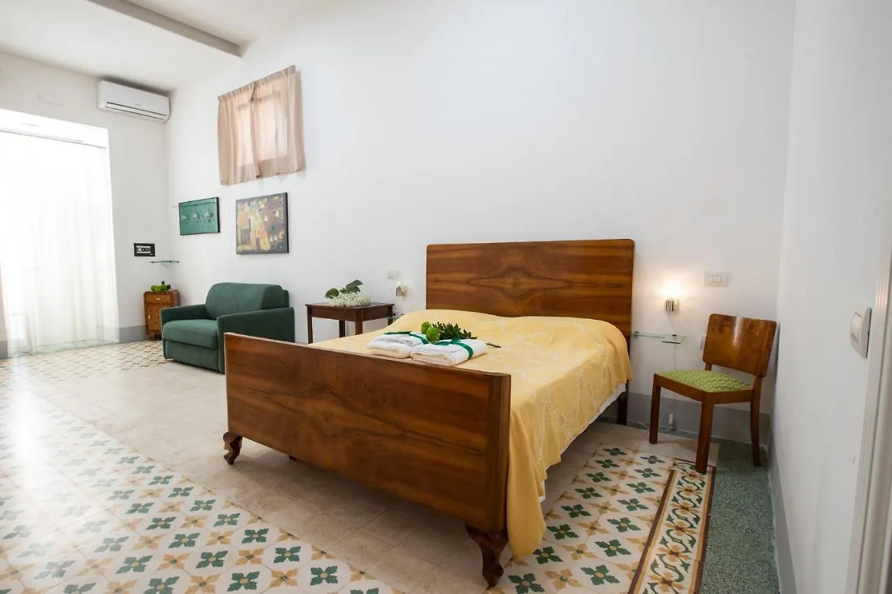 Vico20Napoli - Guest House Italy